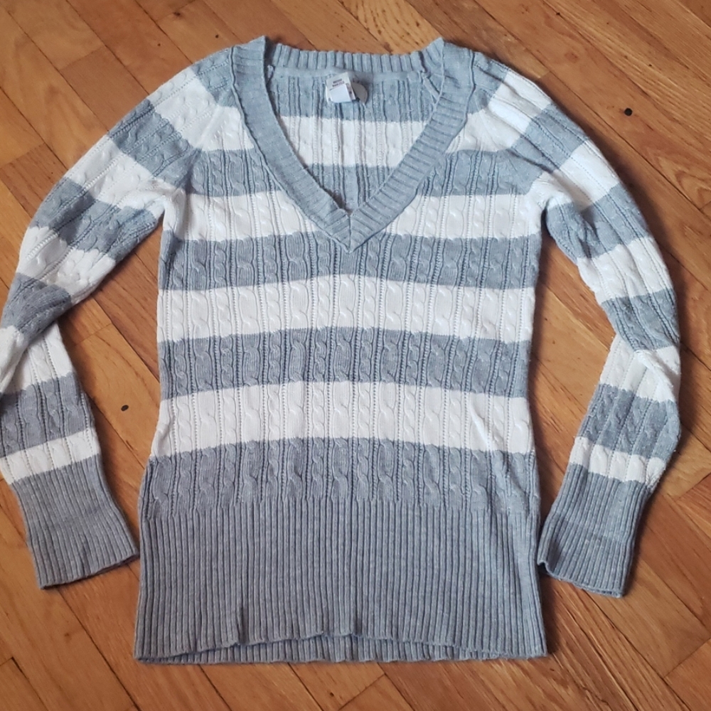 Gray and White Stripped V-Neck Sweater XL by So